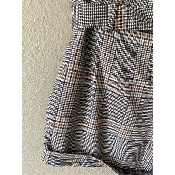 Abercrombie & Fitch High Waisted Plaid Shorts With Waist Tie - Picture 8 of 10